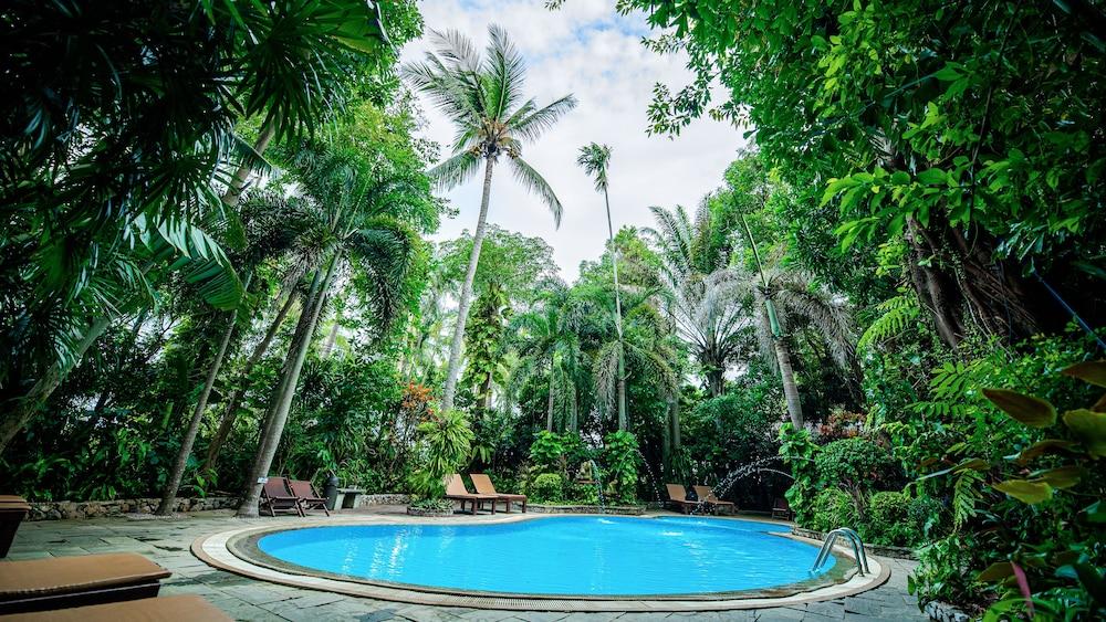 Baan Klang Aow Beach Resort Ban Krut  Eksteriør billede