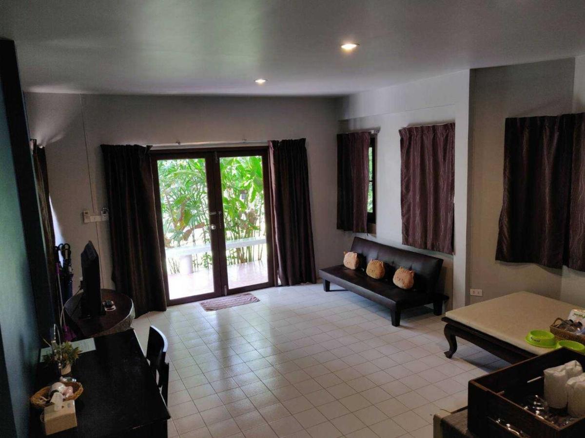Baan Klang Aow Beach Resort Ban Krut  Eksteriør billede