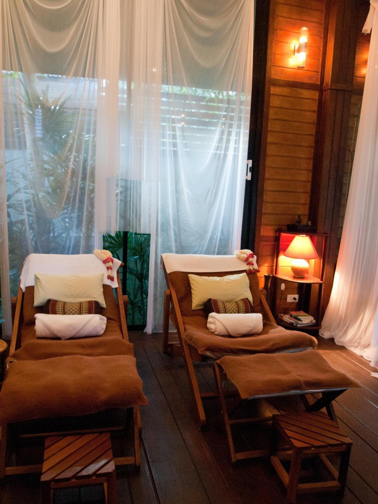 Baan Klang Aow Beach Resort Ban Krut  Eksteriør billede