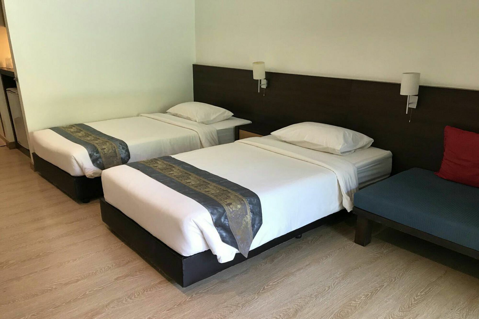 Baan Klang Aow Beach Resort Ban Krut  Eksteriør billede